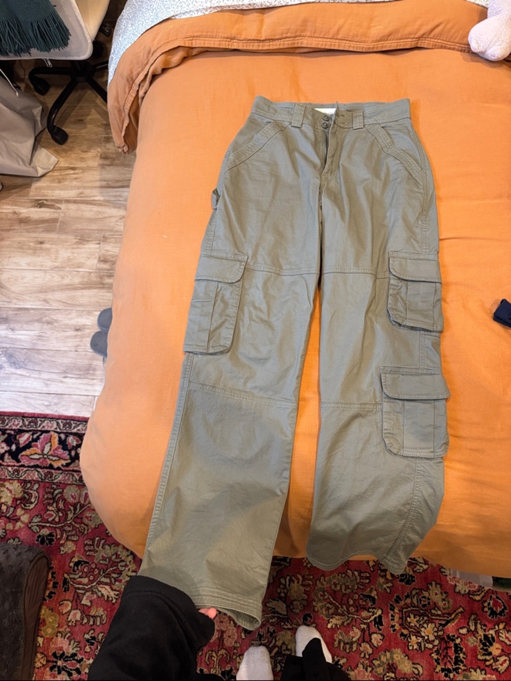 Abercrombie & Fitch Olive Green Women's Cargo Pants
